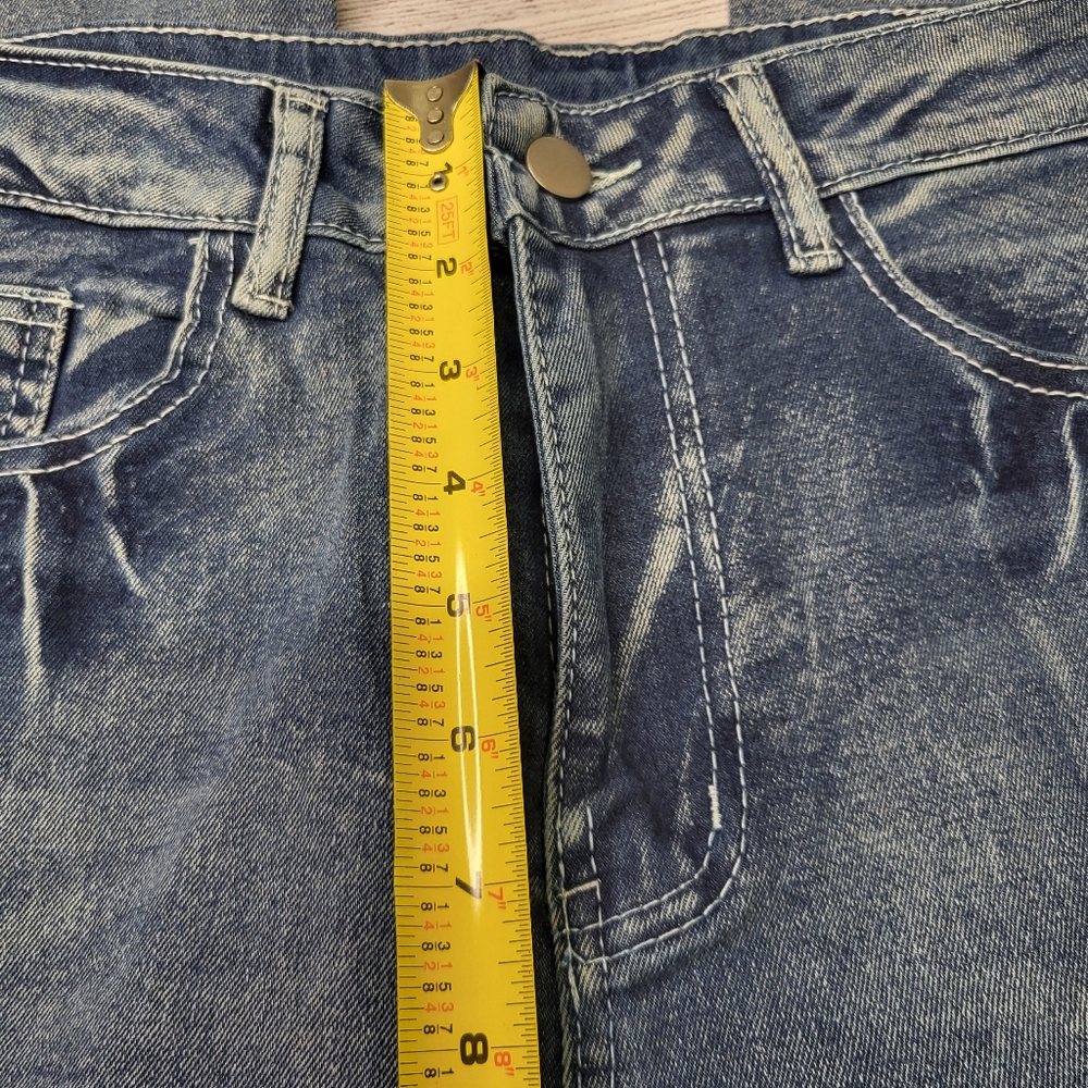 Boutique Jeans with Horse embroidered pockets Size Medium - Picture 3 of 10